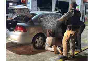 Quedas – Veículo roubado em Virmond é recuperado; Três pessoas foram presas